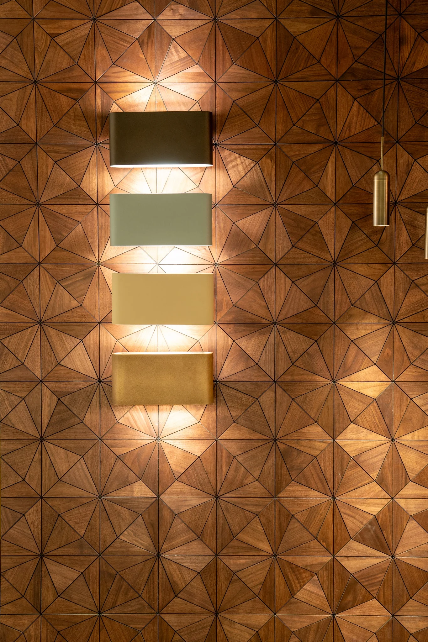 Dekoratives Holz-Wandpaneel | Nolan - Brown | 60×60 cm | Nussbaum - Image 2