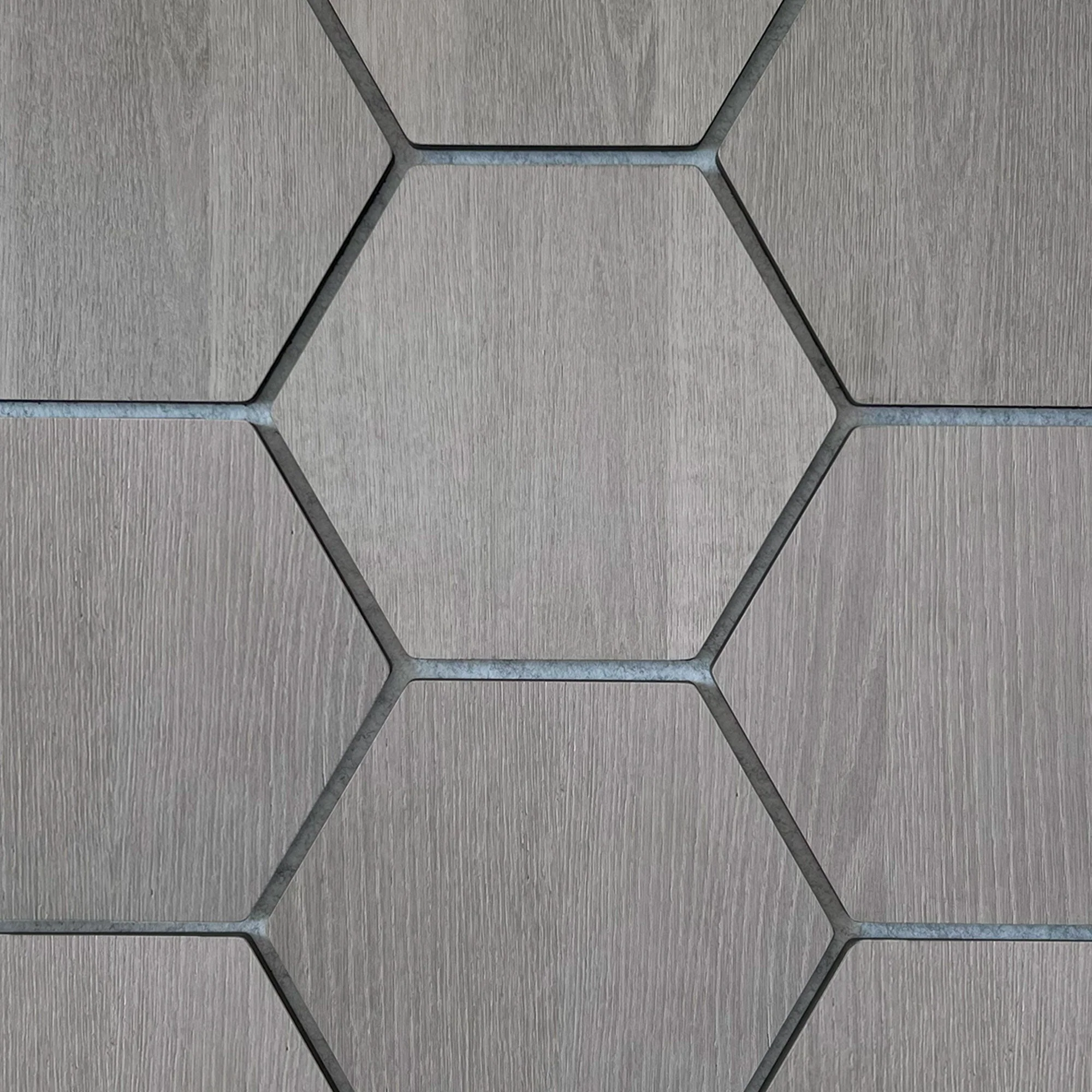 Hexagonpaneel Graue Walnuss mit grauem Filz 81CM | Akustik | Wanddekoration | Sechseck-Form - Image 9