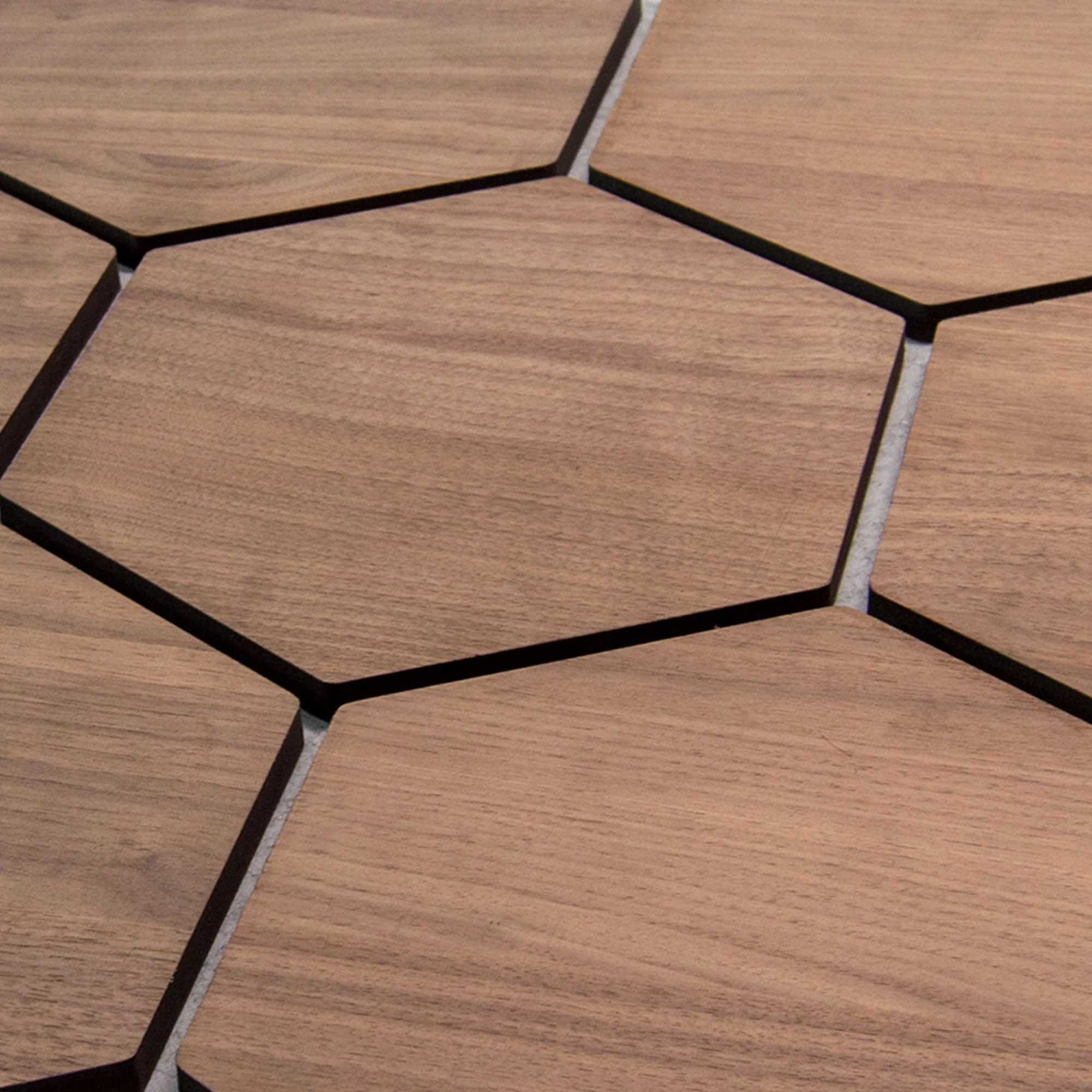 Hexagonpaneel Walnuss mit grauem Filz 81CM | Akustik | Wanddekoration | Sechseck-Form - Image 6