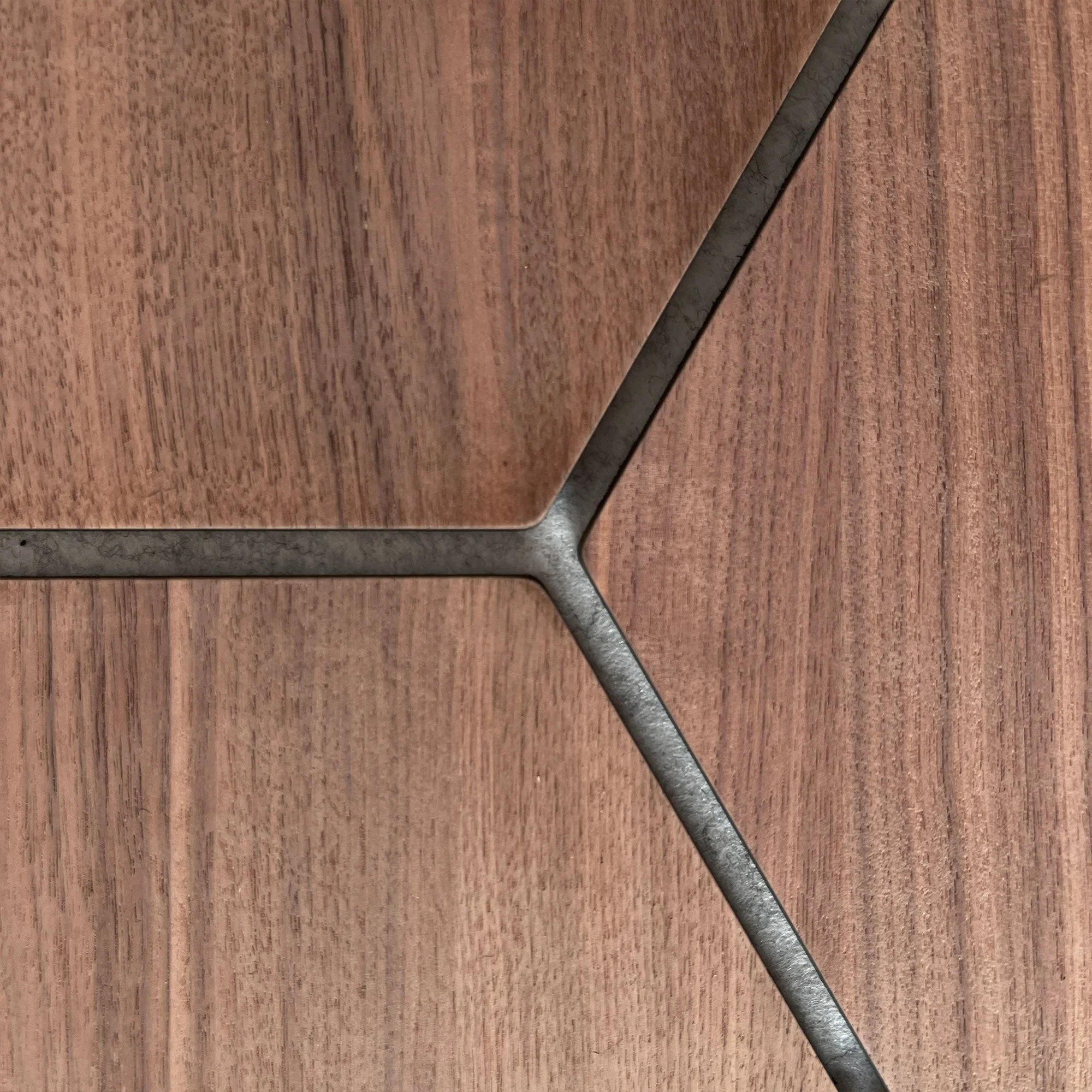 Hexagonpaneel Walnuss mit grauem Filz 81CM | Akustik | Wanddekoration | Sechseck-Form - Image 8